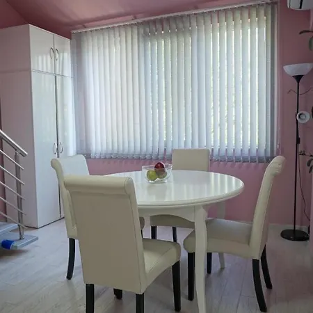 Maisonette Iv21 וארנה