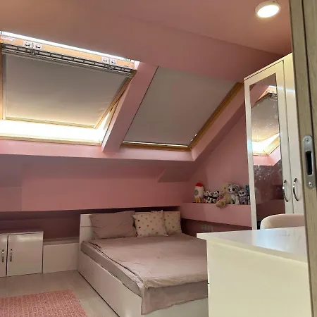 Maisonette Iv21 *